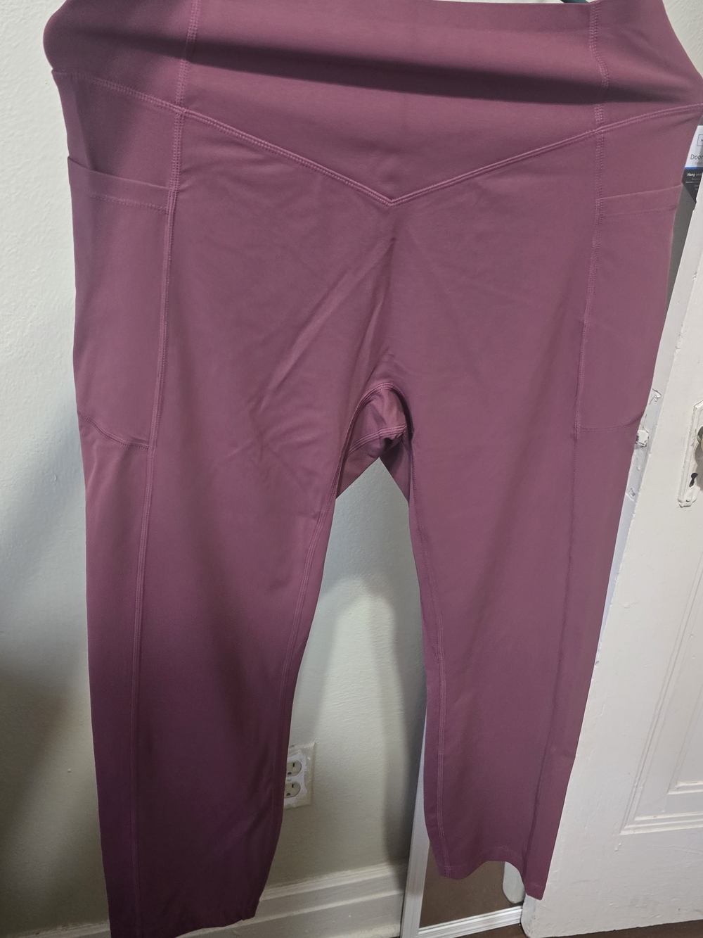 HALARA Plum High-Rise Pocket Leggings